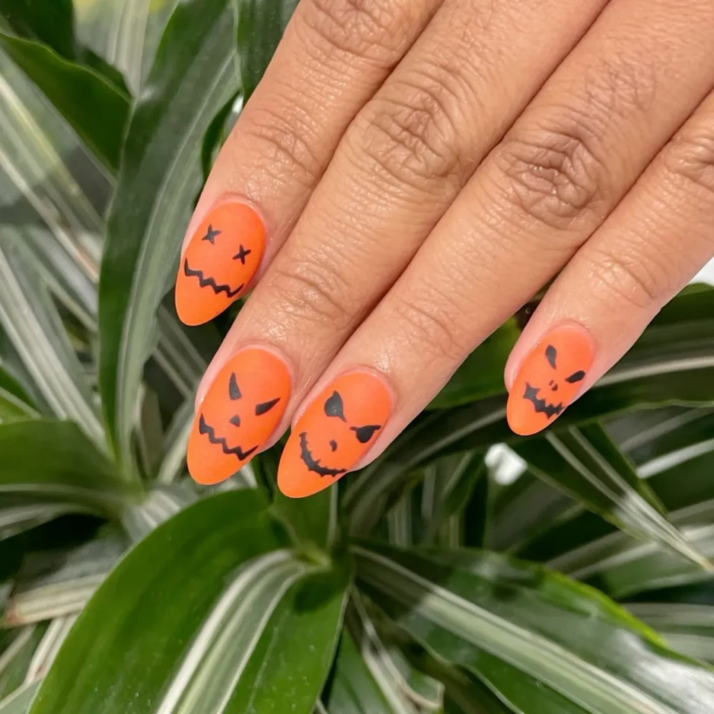 jack o lanterns Halloween nail design