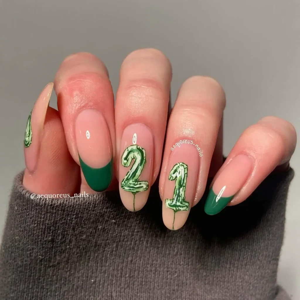 green balloon nails