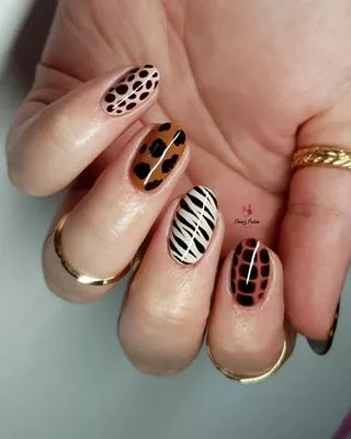 Animal Print nails