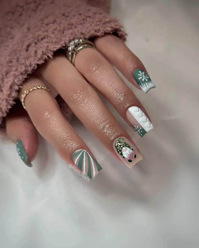 Hand-Painted Christmas Nail ideas