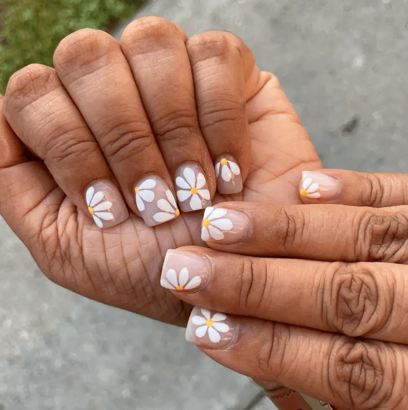 Short Acrylic Nails For Moms