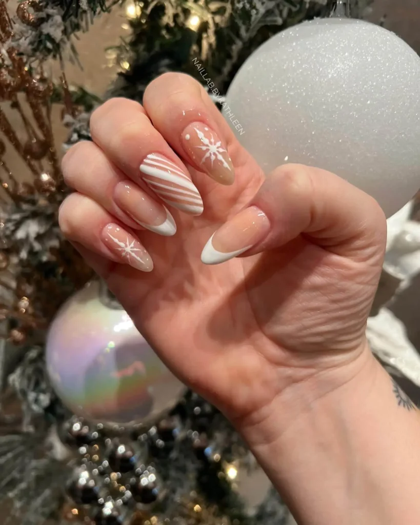 Snowy French christmas nails