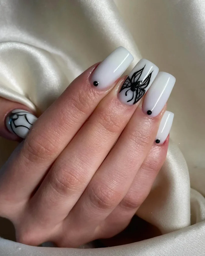 Spider Nail Art