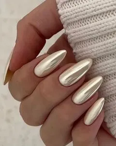 White Chrome Nails