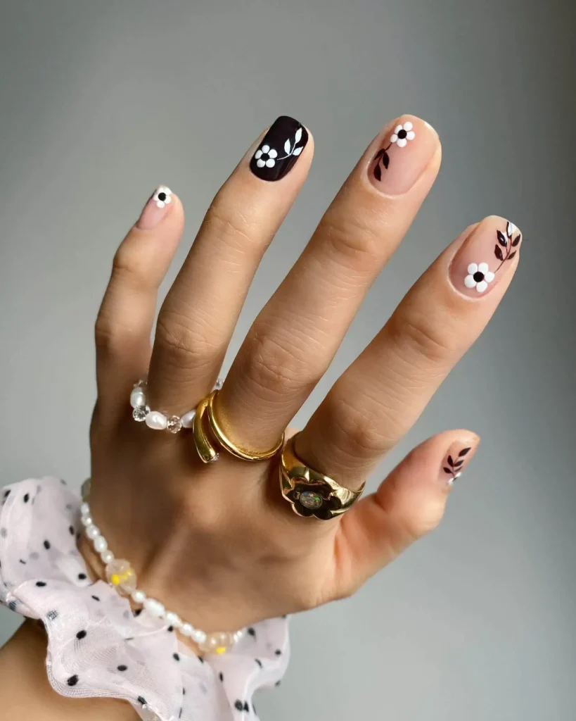 floral nail design