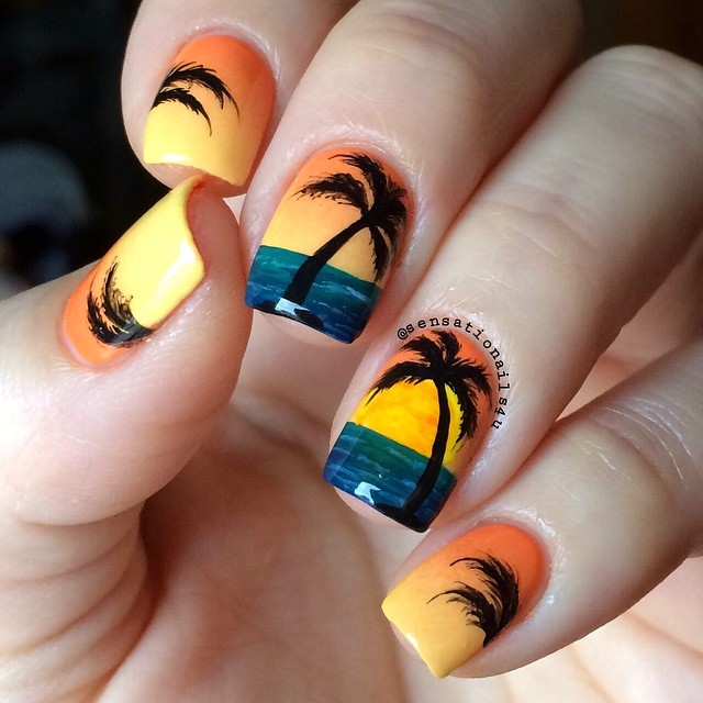 Tropical Palm Tree Accent